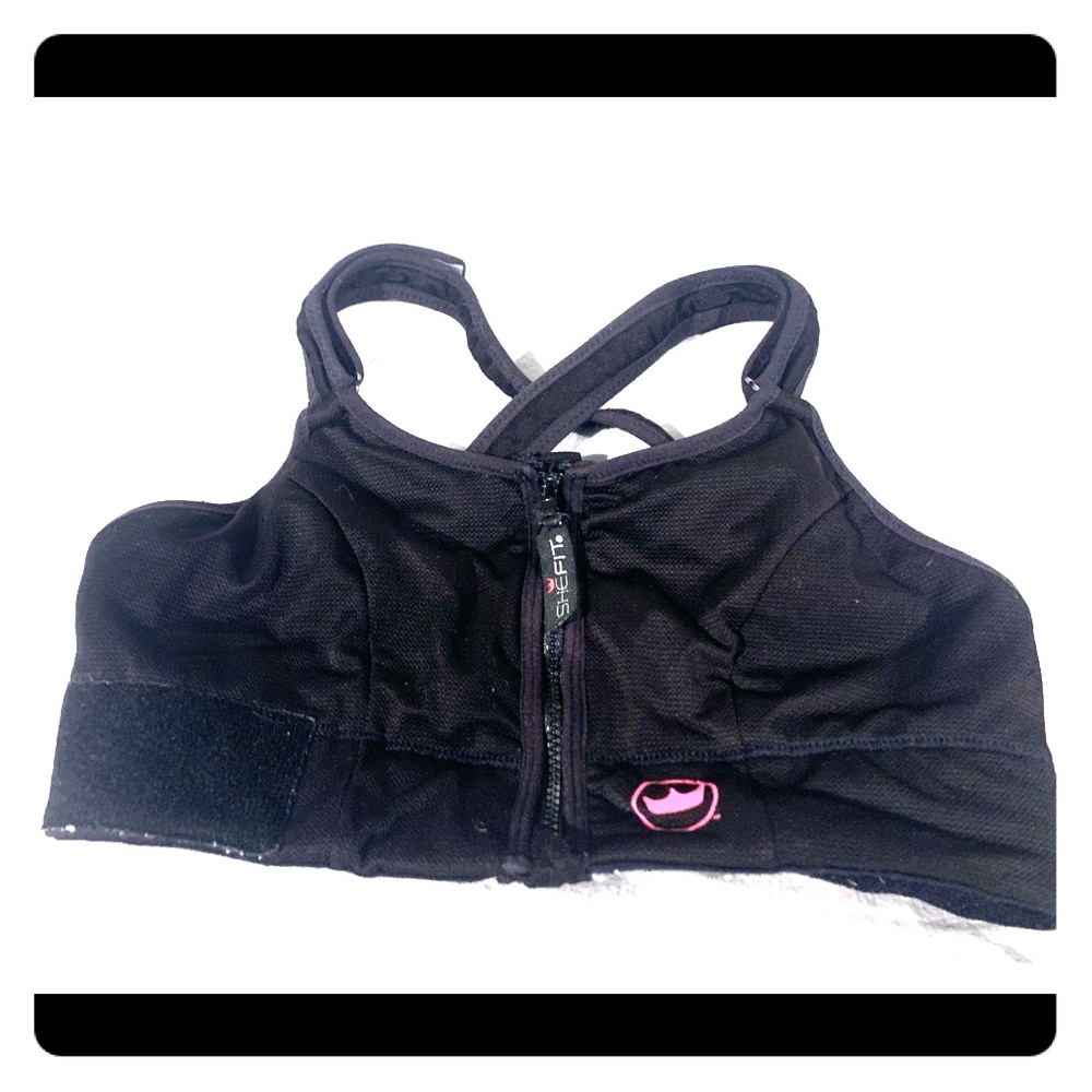 She fit adjustable sports bra, size M